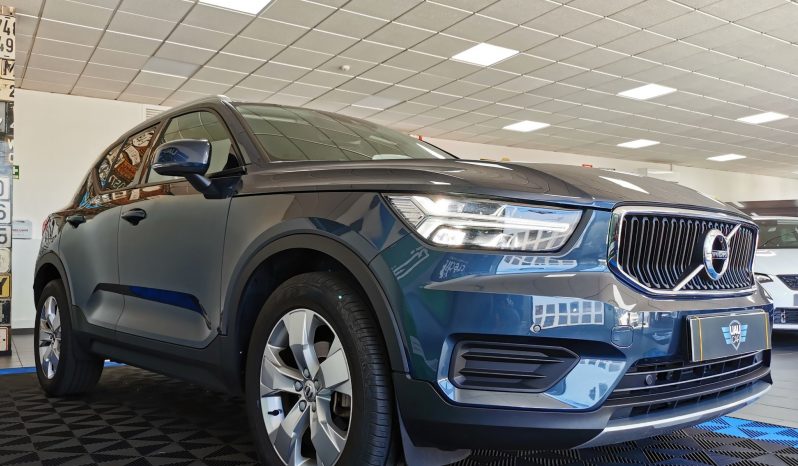 Volvo XC40 T3 Momentum – 1.5T 163cv full